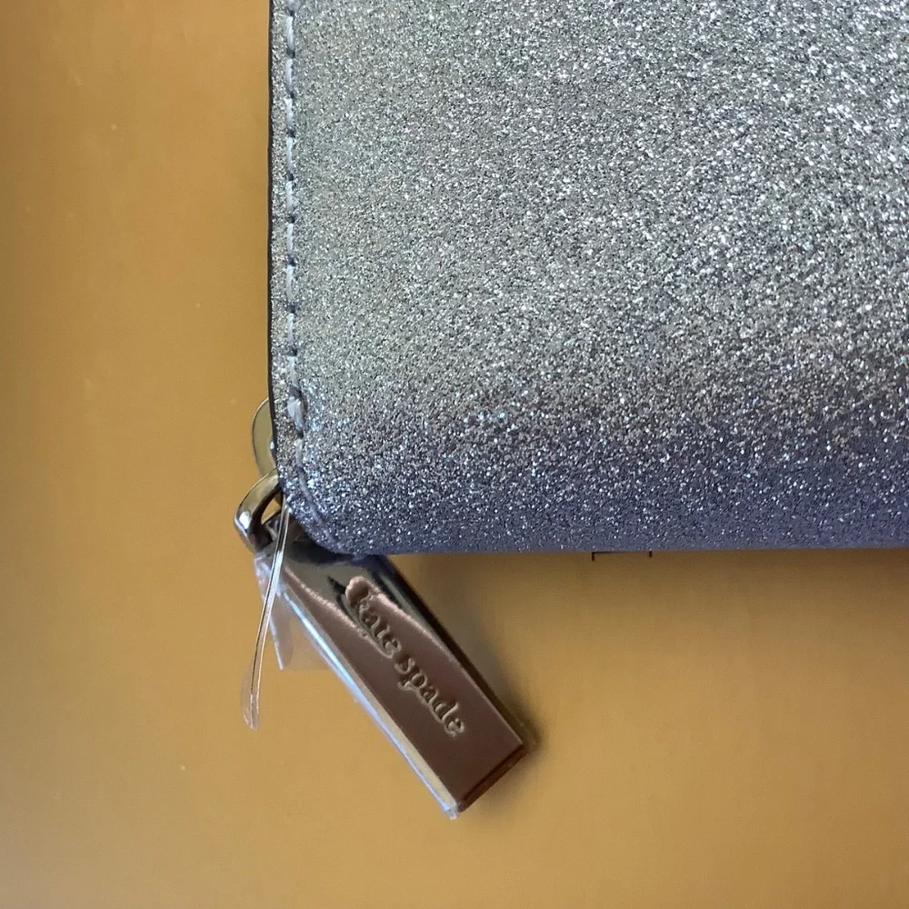 Kate Spade New York GLIMMER LARGE CONTINENTAL WALLET Silver